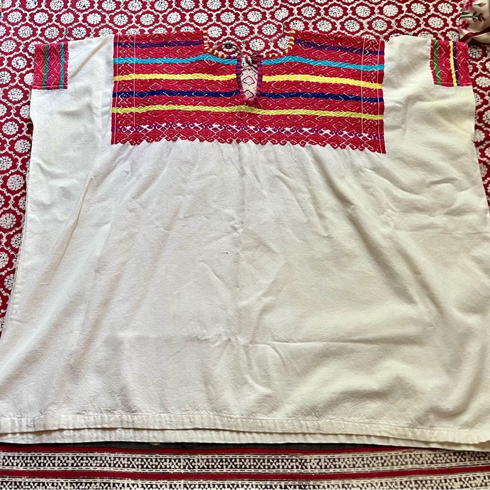 Vintage 1974 Mexican embroidered manta - museum quality!